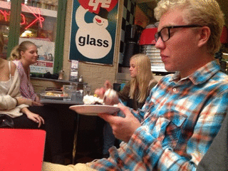 2012-09-26_g.gif