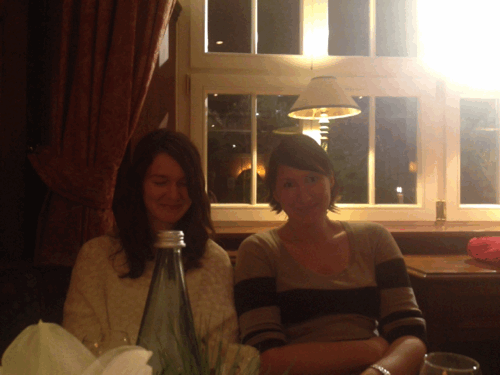 2012-12-03_syster_och_kusin.gif