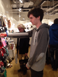 2012-12-15_37991608709.gif
